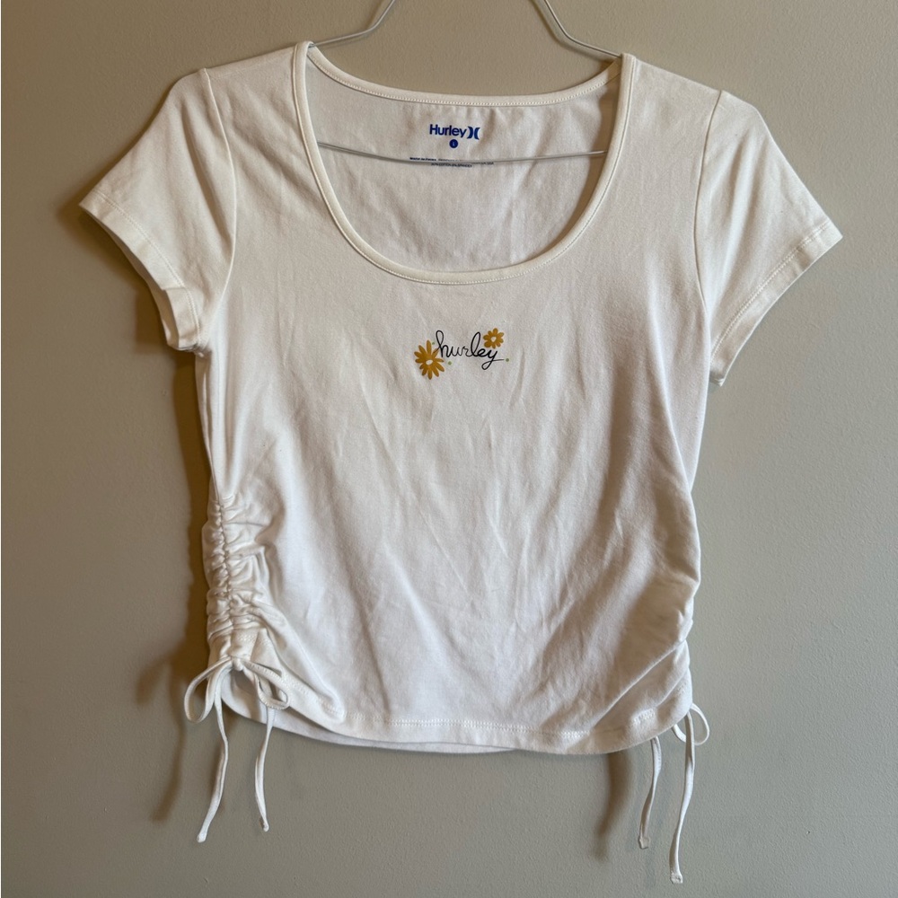 Hurley White Cinch Fitted Tee🌼